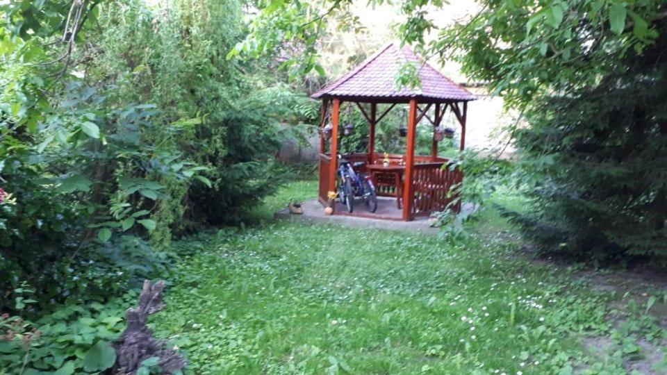 Vila Kerekparos Es Zarandok Vendeghaz Apostag Exteriér fotografie